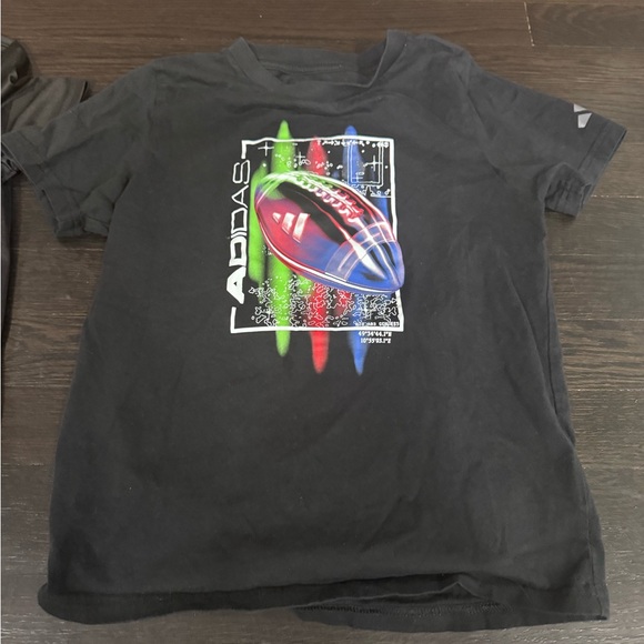 Boys Athletic Shirt Lot - Includes 6 total Size 5-5/6 - Picture 8 of 10